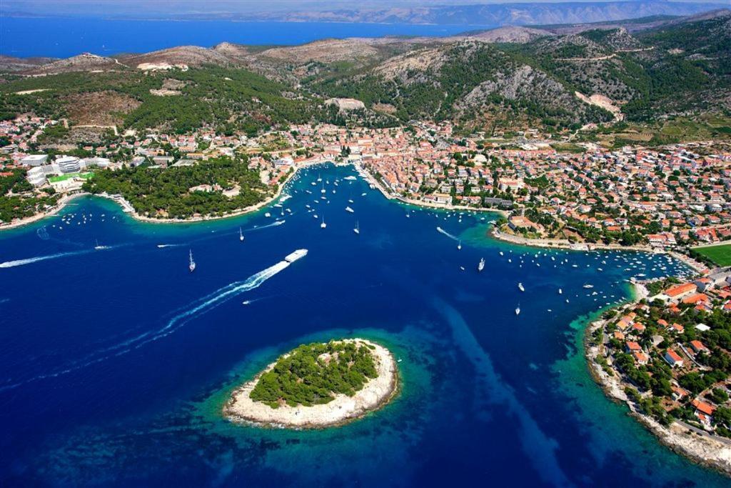 Blue Bay Residence Hvar Town Exteriör bild